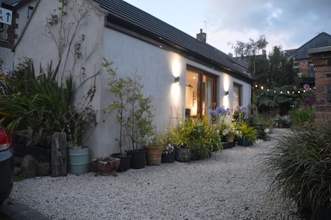 Ropewalk Cottage - A Little Treasure By The Coast