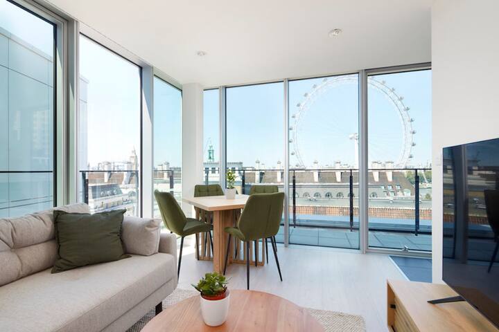 New 2 Bed with Fantastic Views gallery image 3