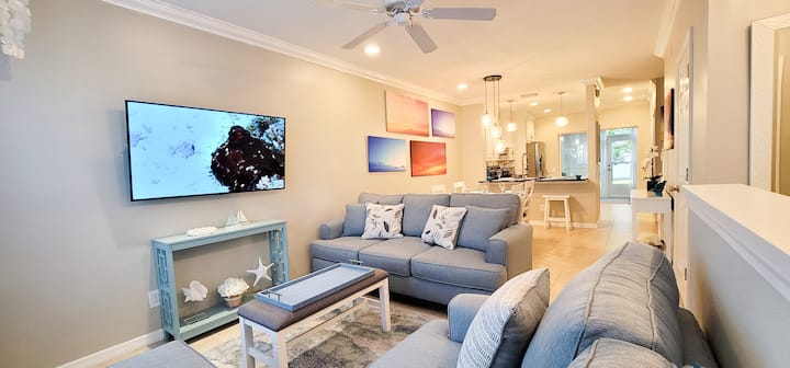 Gorgeous Peaceful Cottage - Ellenton, FL