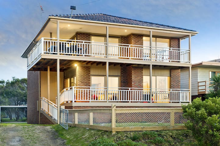 Bayside Bliss | Beach & Spectacular Views | Rye