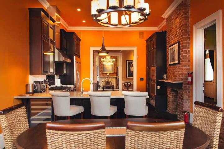 Decadent Maison | Private Heated Pool gallery image 5