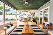 Palm Paradise - 12940 115th