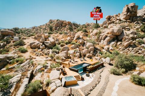 Mod West Ranch: Breathtaking Boulder Playground