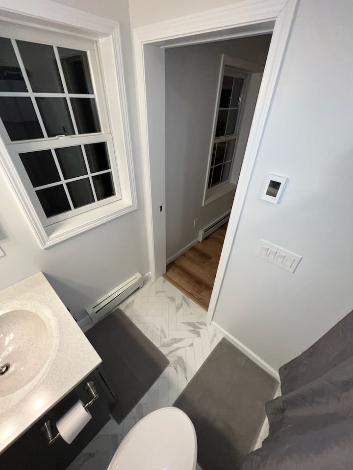 Bathroom & Shower