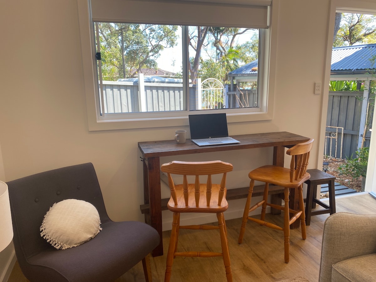 Top Airbnb: Bonnie Bundeena Cottage in Sydney