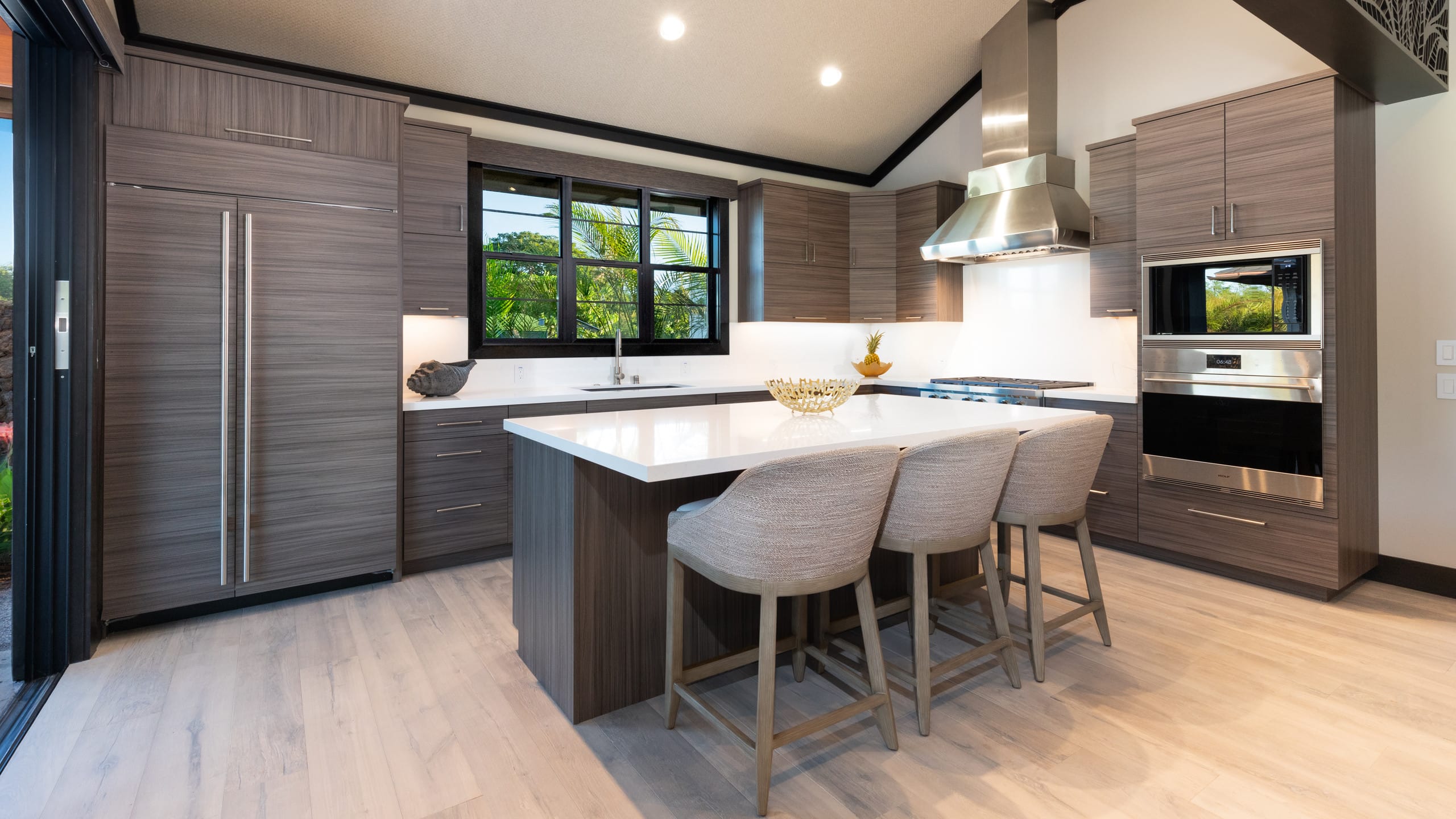Home in Waimea · ★5.0 · 4 bedrooms · 4 beds · 1 bath - Image 2