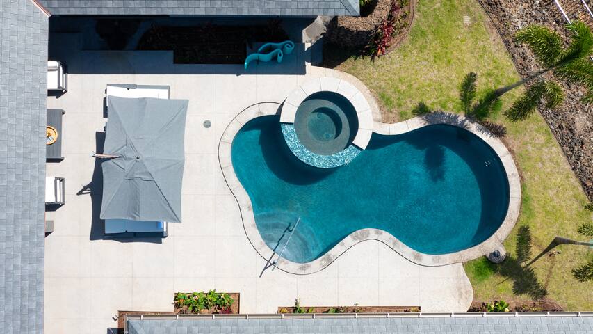 New Luxury Home w/ Private Pool & Spa in Nohea gallery image 2