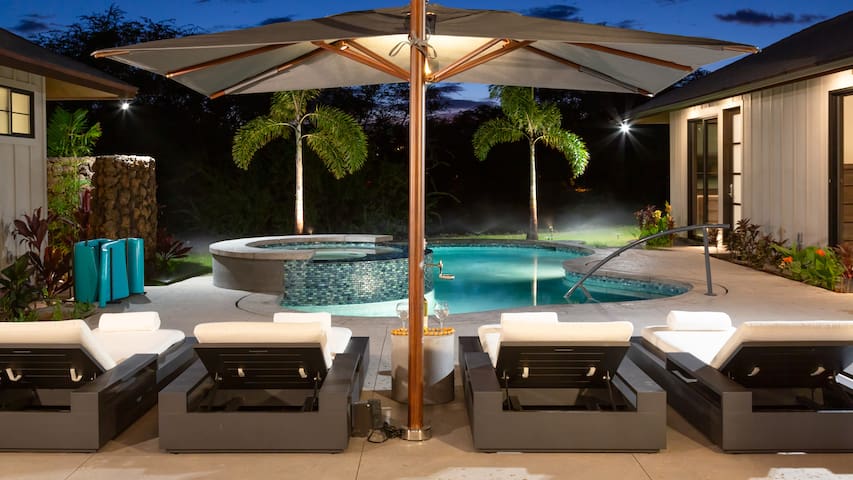 New Luxury Home w/ Private Pool & Spa in Nohea gallery image 3