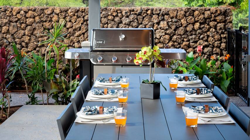 New Luxury Home w/ Private Pool & Spa in Nohea gallery image 5