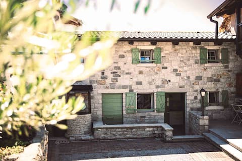 Cottage Lavandula House