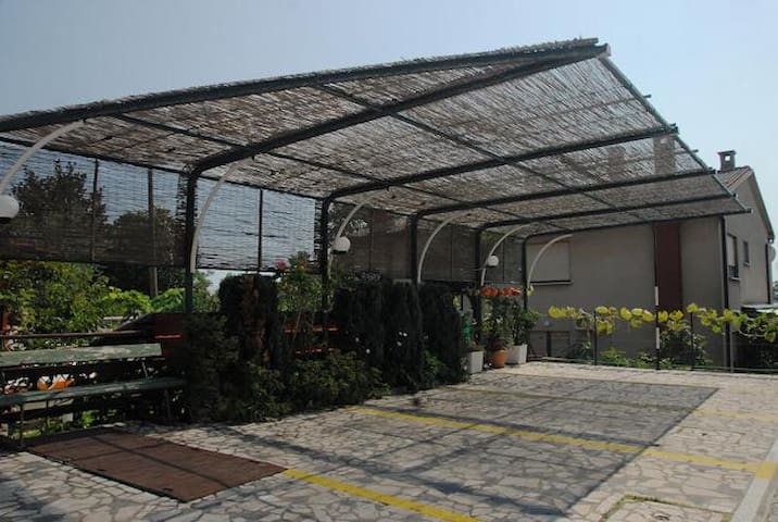 listing_image