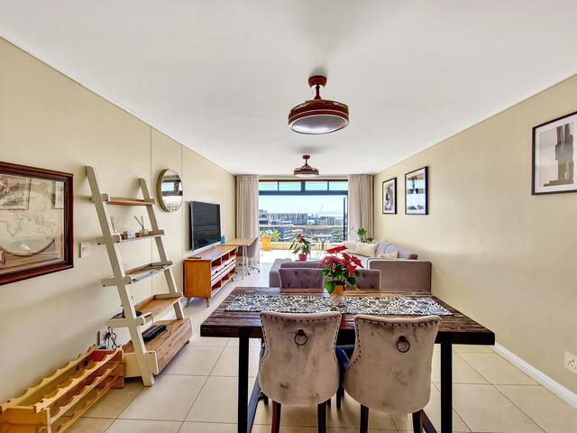 Dockside Views gallery image 5