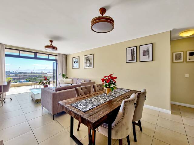 Dockside Views gallery image 4