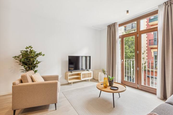limehome Valencia Cadiz | 2-Bedroom Apt + Terrace
