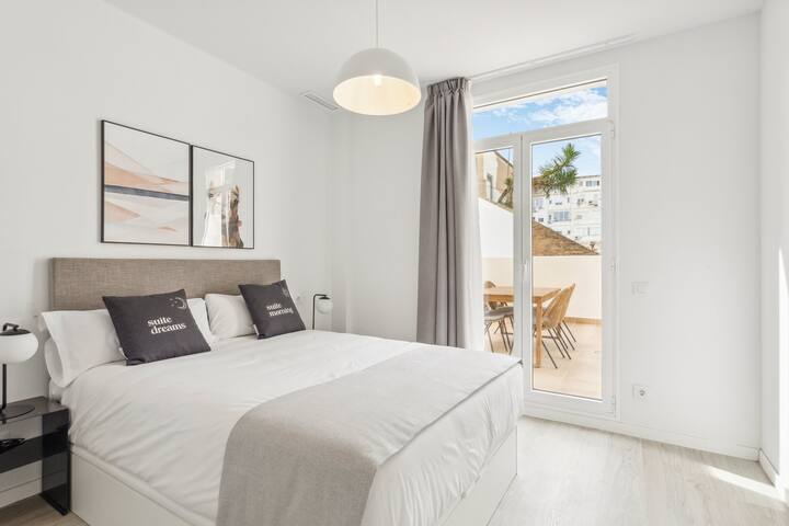 limehome Valencia Cadiz | 2-Bedroom Apt + Terrace gallery image 4