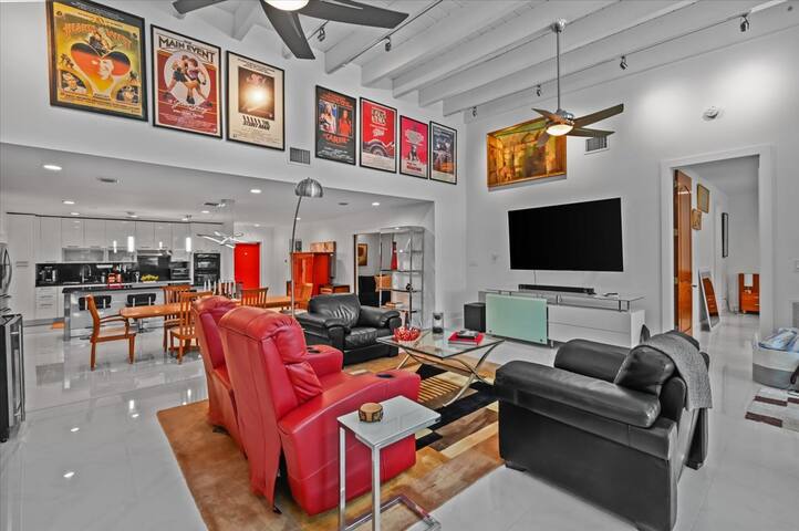 Waterfront Oasis | Heated Saltwater Pool | Bikes gallery image 2