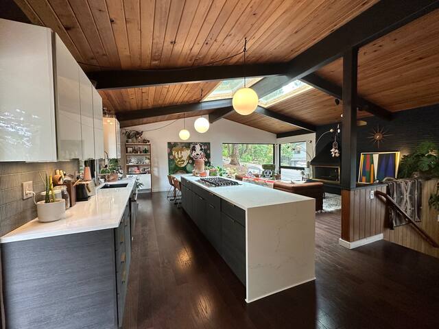 Portland Modern gallery image 4