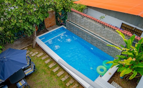 House with a pool in Moyobamba