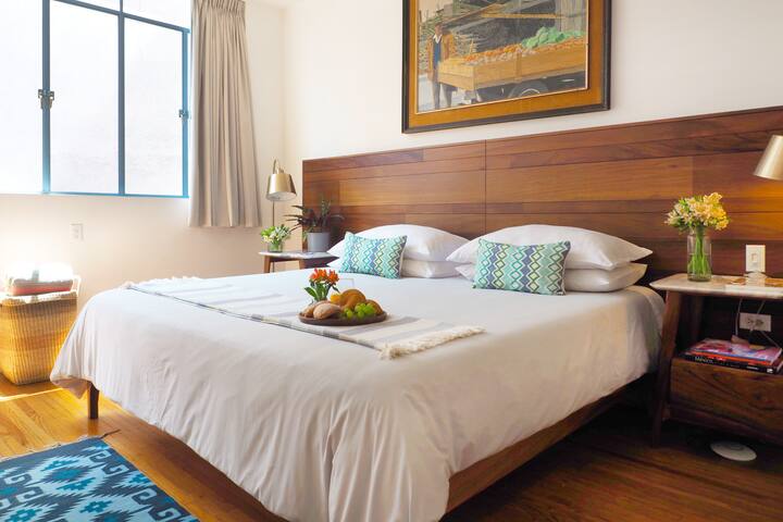 Premium Apartment with Terrace | In La Condesa gallery image 3