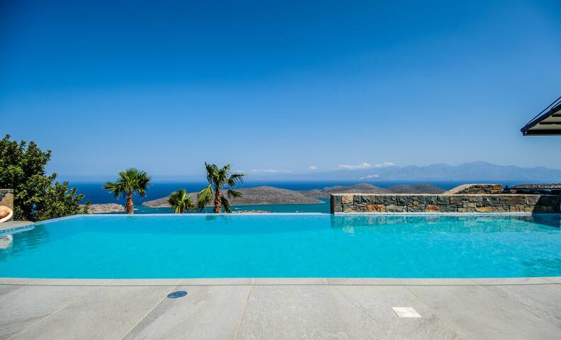 Villa Anastasia gallery image 2