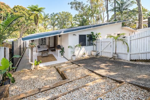 Popular Airbnb listing: Studio 22 Bangalow - Close To Town - Pet Friendly in Bangalow