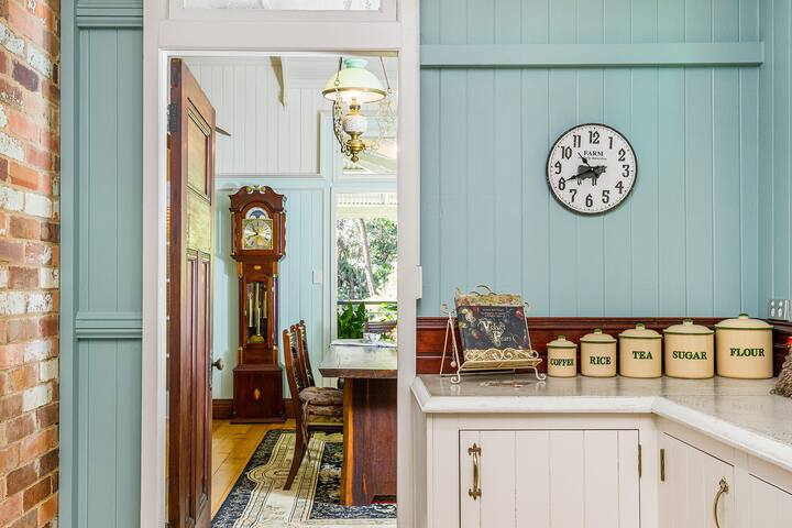 Spacious Tropical Tranquillity House Byron Bay gallery image 5