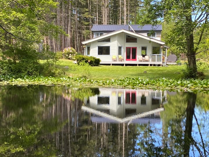 Dragonfly Pond - Dog-Friendly Retreat - Orcas Isl.