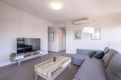 S1| Olympic Park Charm Family&Friend  Free Parking