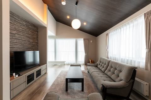 LYS GRACIEUX【Ezo Fuji foothills】