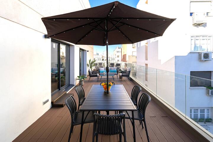 GYA – Terrace, 2 Bathrooms, In the Center, Enjoy! gallery image 3