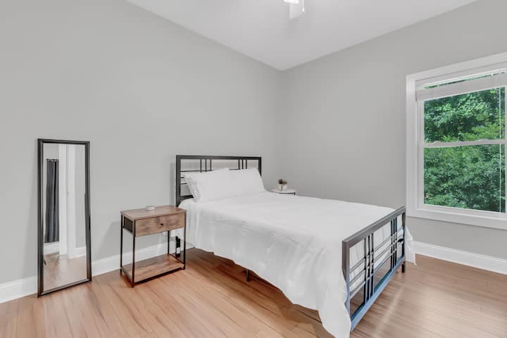 Guest Bedroom With Full-Sized Bed. Equipped with Alexa and Smart Lights to Set the Perfect Mood! Printer Located in this Room.