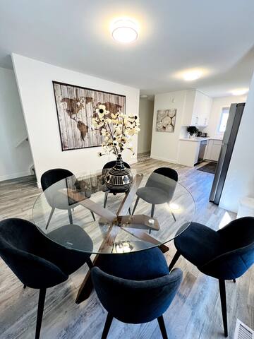 Walking 3BR modern house to St Boniface