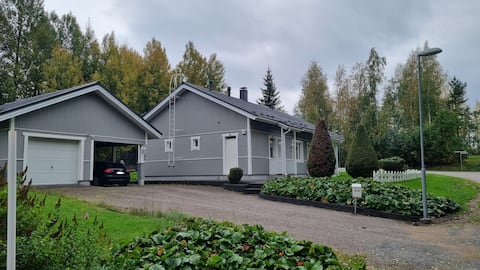 Detached house, quiet area