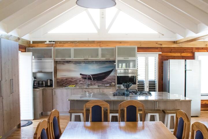 Beautiful Cape Town Escape!