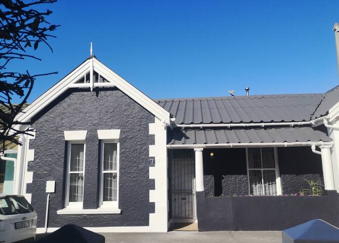 HanZen – quiet home in the Deep South gallery image 2