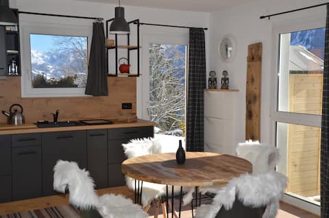 Top Airbnb: Apartment with a view in Leysin