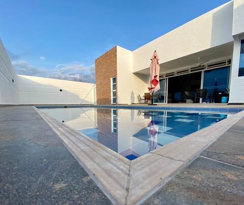 Beautiful New House with Private Pool