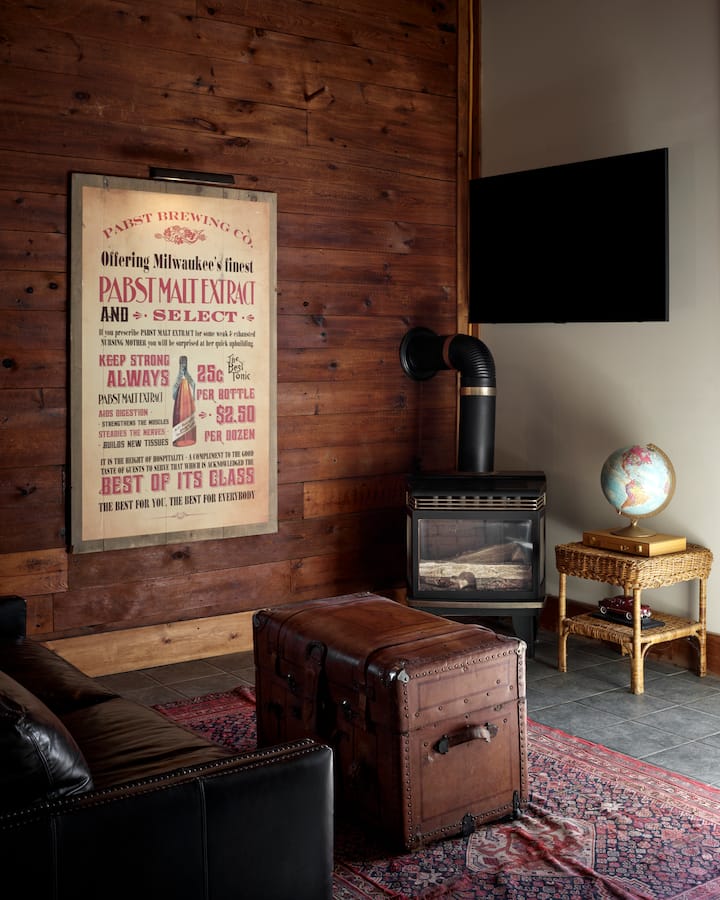 The Carriage House - Sand Banks