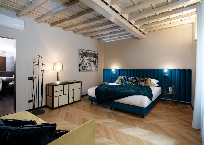 NEW – Historic Centre-Gorgeous Apartment