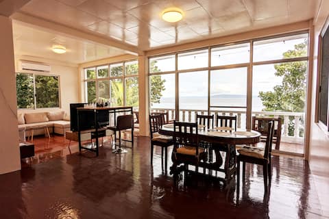 Spacious Dauin Beach House with Island Views!