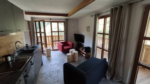 Popular Airbnb listing: Burglodge Fishing Cusche "Corrie" in Mauterndorf