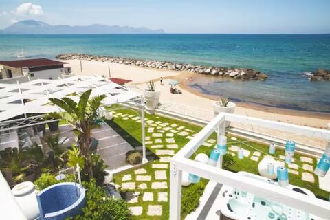 Riva Estate by LeDhome Sicily beachside villa