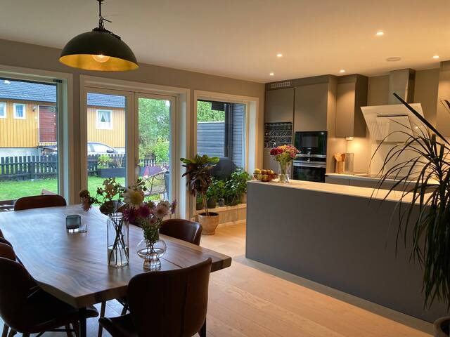 Attractive new semi-detached house gallery image 3