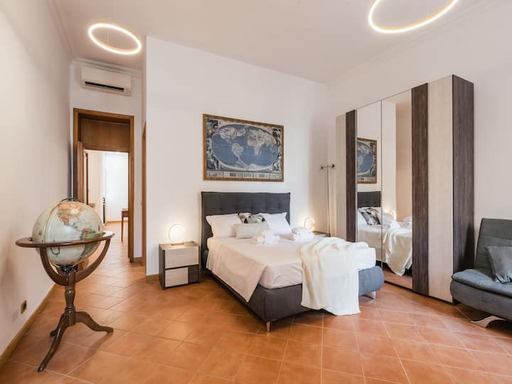The Best Rent - Four-room Apartment Near Quirinale - Rome