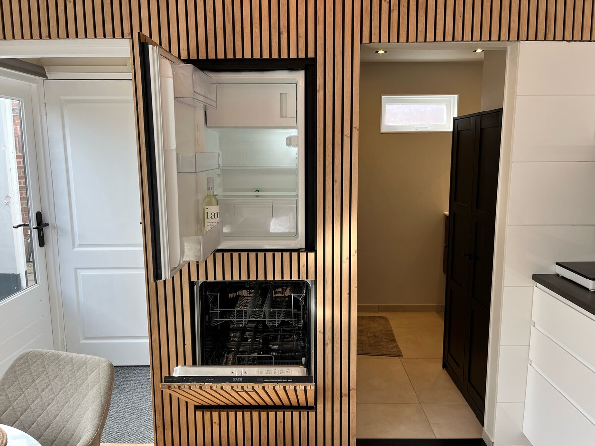 Top performing Airbnb: Cottage by the Sea 59 (free parking) in Noordwijk Zee