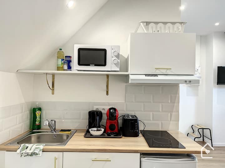 Studio Turquoise - Wifi - Stationnement Gratuit - Châtellerault