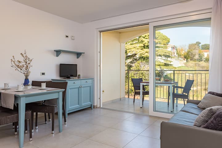 Appartement Famille Avec Piscine Et Cuisine - Banjole