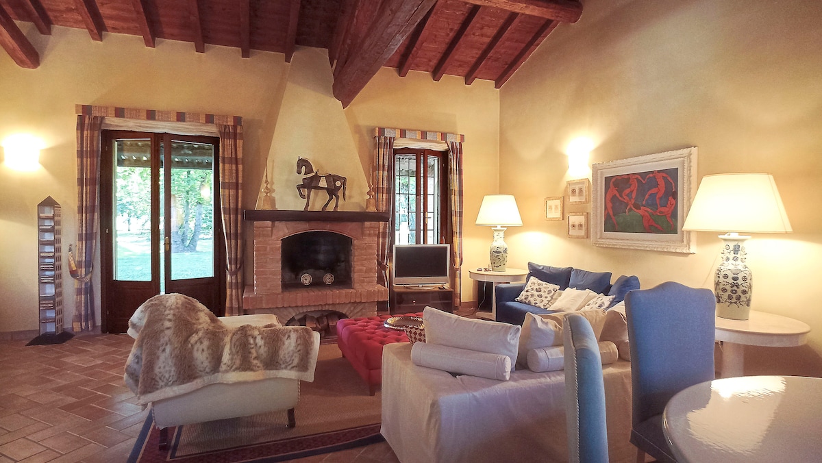 Top Airbnb: Little home in the woods a Mantova