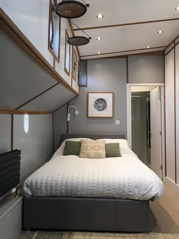 Slaapkamer 2 - met ensuite badkamer