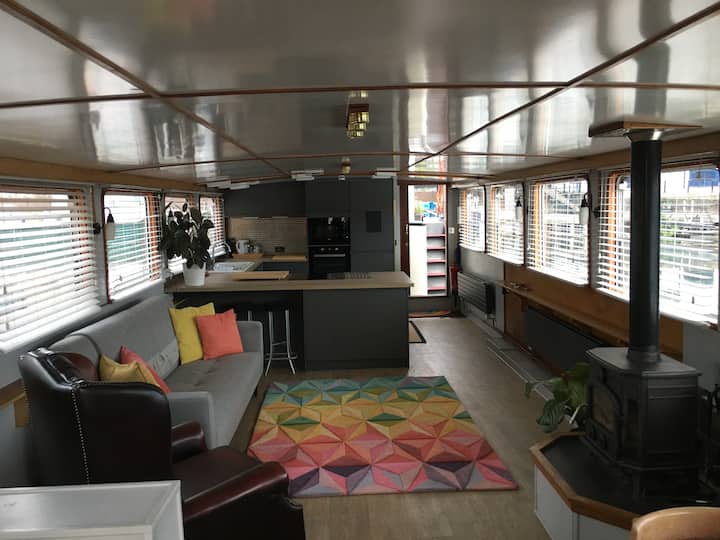 Beautiful Houseboat Sleeps 8. Central London. - Londres